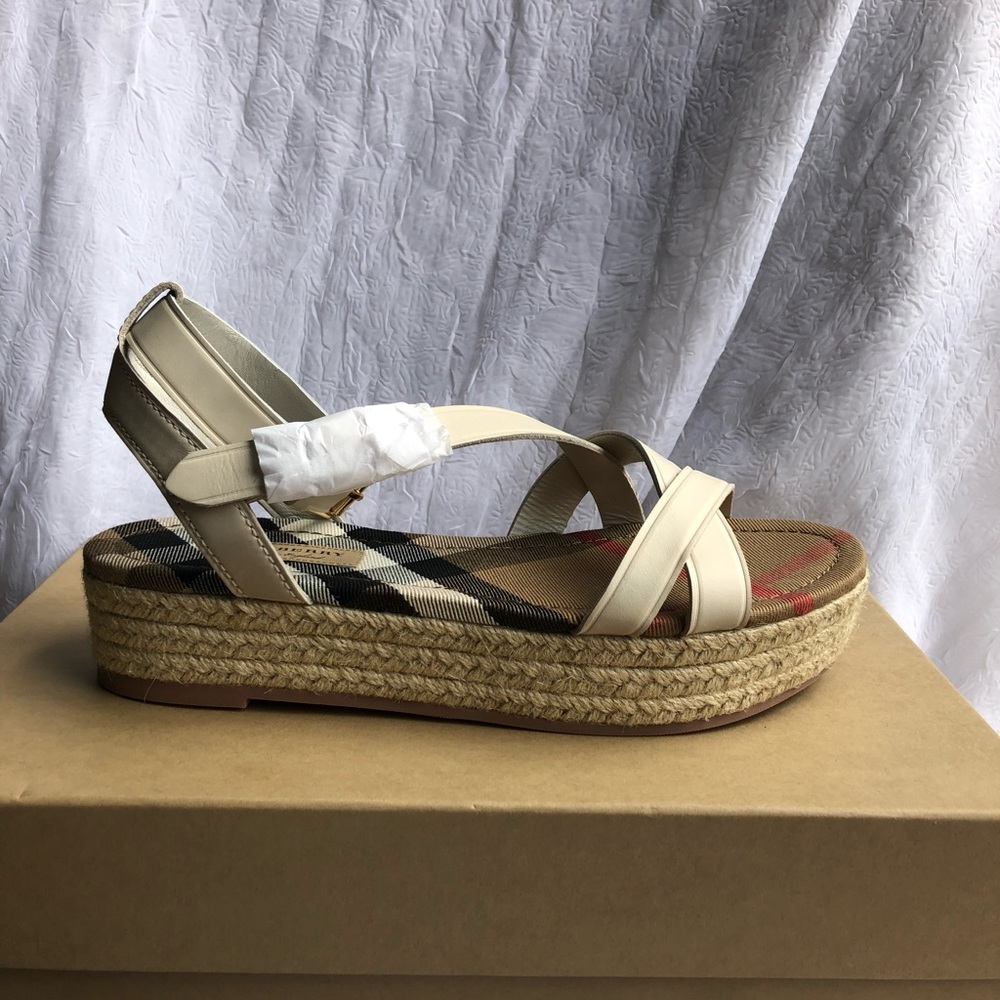 Burberry Off White Platform Sandals size 41